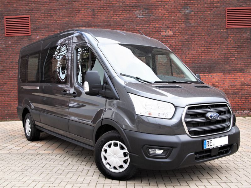 Rollstuhl_Bus_Ford_Transit_9_Sitzer_Autovermietung_Comet_4.JPG