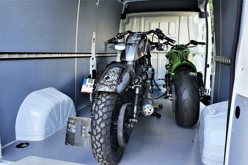 motorradtransporter_mieten_autovermietung_comet_recklinghausen_PS_Industrie_12.jpg