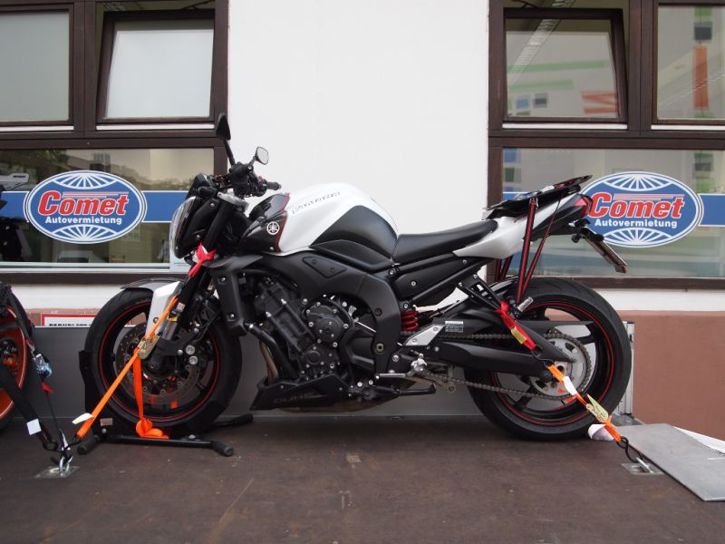 motorradtransport_motorradwippe_motorradrampe_verladerampe_comet_autovermietung (19).JPG