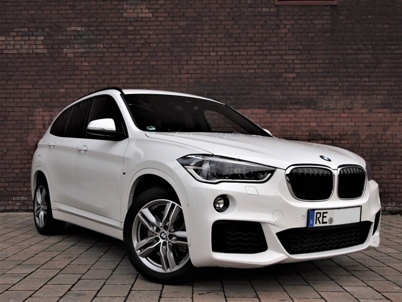 Autovermietung_Comet_BMW_X1_20i_Automatik_XDrive_M-Sport_1.JPG