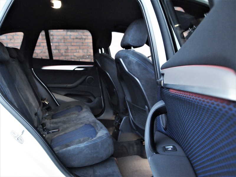 Autovermietung_Comet_BMW_X1_20i_Automatik_XDrive_M-Sport_9.JPG