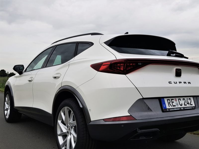 autovermietung_comet_Seat_Cupra_Formentor_5.jpg