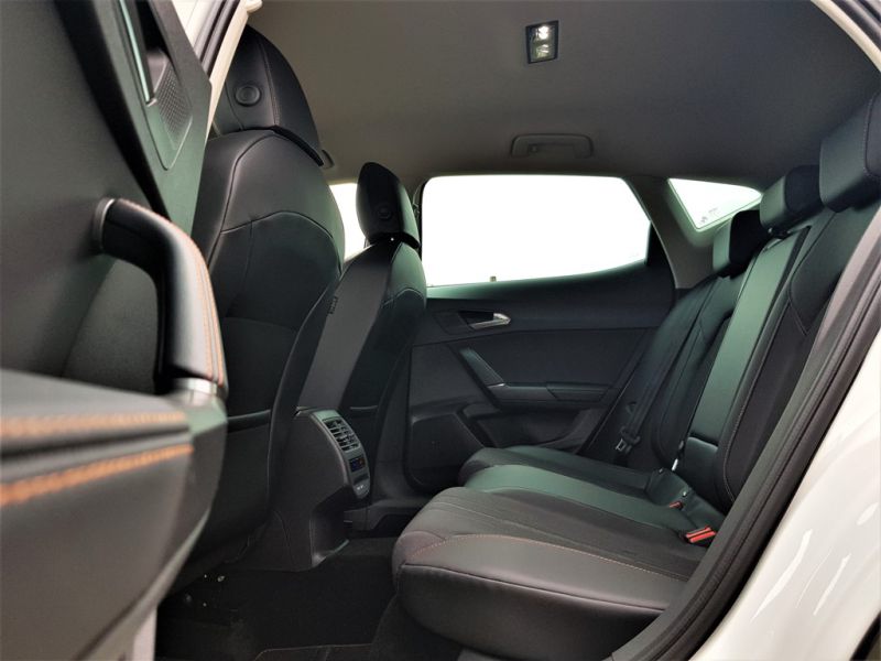 autovermietung_comet_Seat_Cupra_Formentor_7.jpg