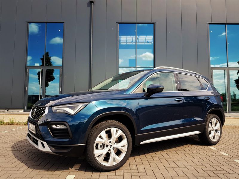 Autovermietung_Comet_Seat_Ateca_XPerience_1.jpg